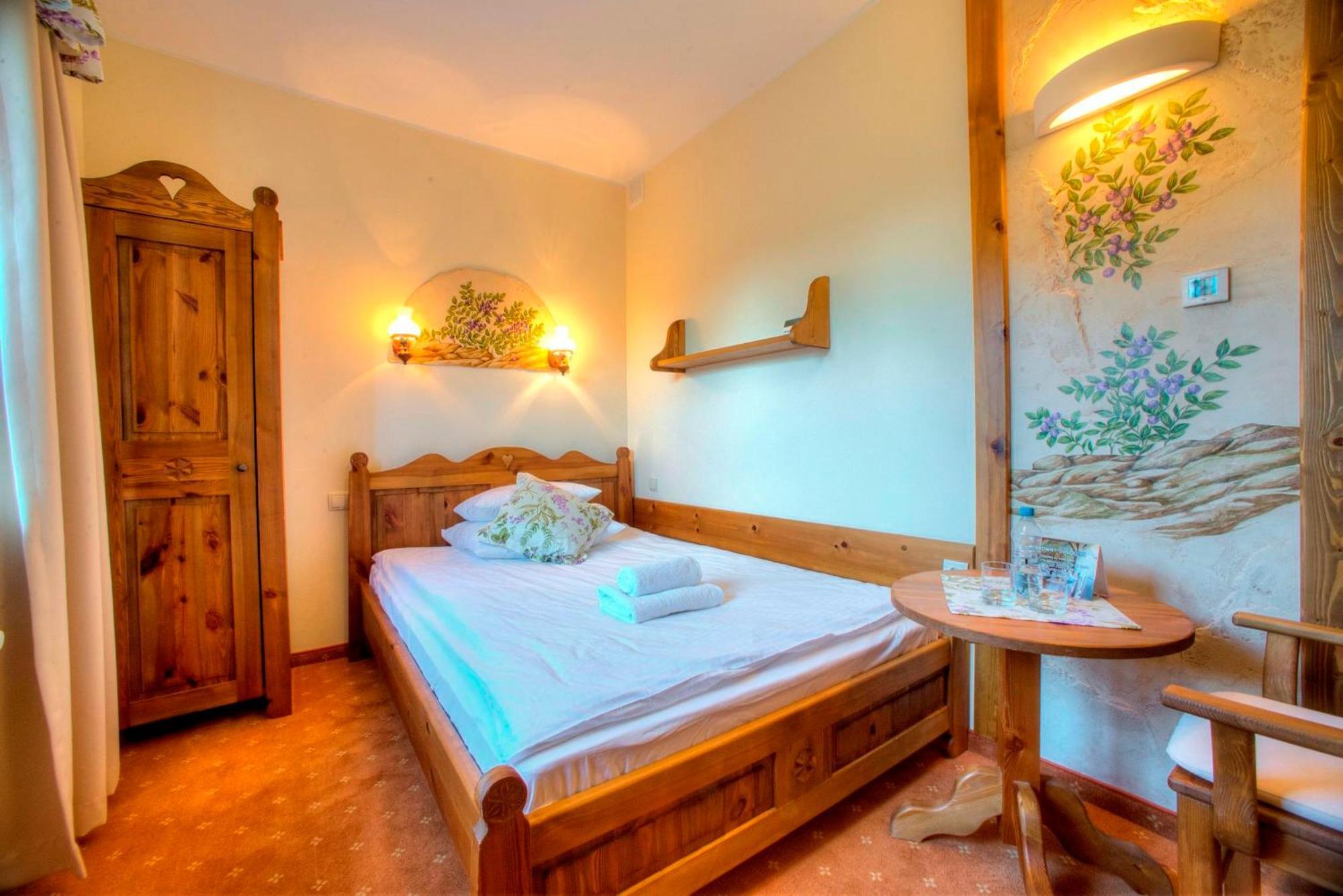 Hotel Carpatia Bieszczadzki Gosciniec Wetlina Oda fotoğraf